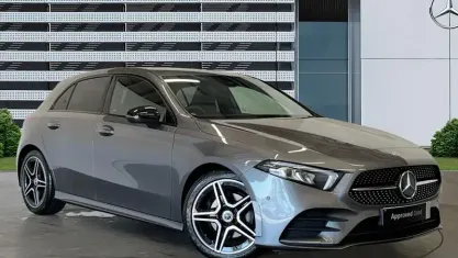 Begagnad Mercedes A180 Executive 136 HK (100 kW) 2022 Grå Halvkombi