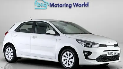 Used Kia Rio 84 HP (61 kW) 2022 White Hatchback