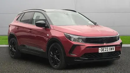 Used Vauxhall Grandland X 131 HP (96 kW) 2023 Red SUV