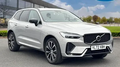 Used Volvo XC60 Plus 197 HP (144 kW) 2022 Silver SUV