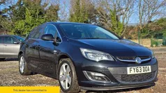 Used 2015 Vauxhall Astra SRi Hatchback | £5,480 (Fair price)