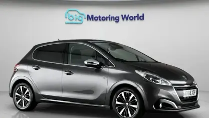 Used Peugeot 208 S 82 HP (60 kW) 2018 Grey Hatchback