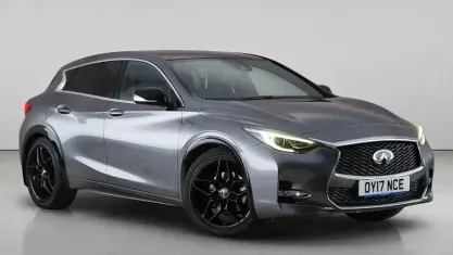 Used Infiniti Q30 Sport Tech 211 HP (155 kW) 2017 Grey Hatchback