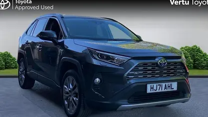 Usado Toyota RAV4 218 HP (160 kW) 2025 SUV