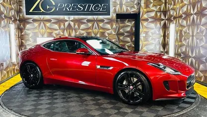Used Jaguar F-Type Supercharged 380 HP (279 kW) 2016 Red Coupe