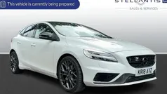 Used 2018 Volvo V40 R-Design Pro Estate | £13,819 (Fair price)