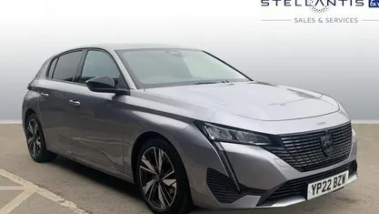 Used Peugeot 308 Allure 131 HP (96 kW) 2024 Hatchback