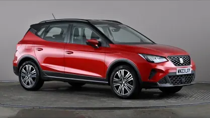Used Seat Arona SE Technology 110 HP (80 kW) 2023 Red SUV