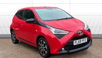 Used 2020 Toyota Aygo Trend Hatchback | £8,951 (Fair price)
