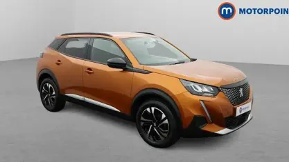 Używany Peugeot 2008 Allure+ 101 KM (74 kW) 2023 Pomarańczowy SUV