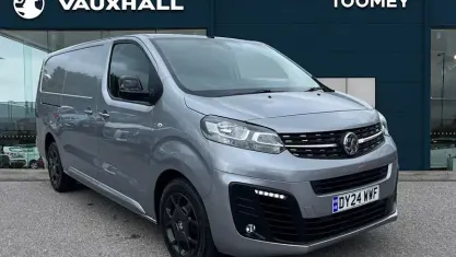 Used Vauxhall Vivaro S 145 HP (106 kW) 2023 Grey MPV