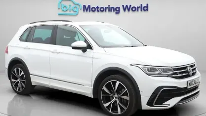 Begagnad VW Tiguan R-line 245 HK (180 kW) 2023 Vit SUV