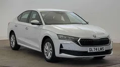 Moon white metallic Used 2024 Skoda Octavia SE Technology Hatchback | £19,400 (Fair price)