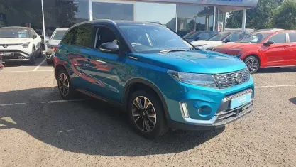 Used Suzuki Vitara SZ5 129 HP (94 kW) 2024 Atlantis turquoise and black SUV