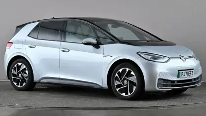 Używany VW ID.3 Pro 106 kW (145 KM) 2022 Srebrny Hatchback