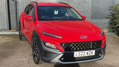 Begagnad Hyundai Kona Premium 120 HK (88 kW) 2022 Röd SUV