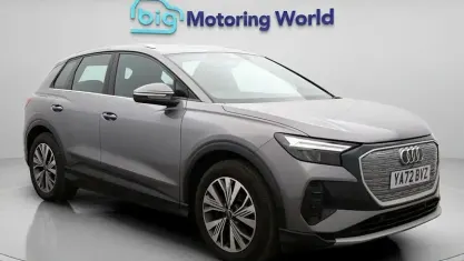 Begagnad Audi Q4 e-tron Sport 125 kW (170 HK) 2022 Grå SUV