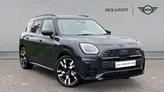 Used 2025 Mini Countryman Sport SUV | £38,255 (Fair price)