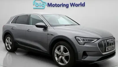 Usado Audi e-tron 230 kW (313 HP) 2022 SUV