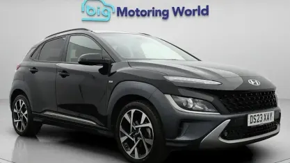 Gebraucht Hyundai Kona Premium 120 PS (88 kW) 2022 Schwarz SUV