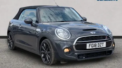 Usado Mini Cooper S Hatch 192 HP (141 kW) 2018 Cinzento Citadino