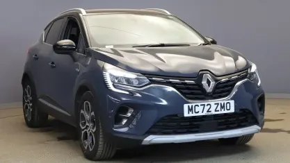 Used Renault Captur Techno 145 HP (106 kW) 2023 Blue/black SUV