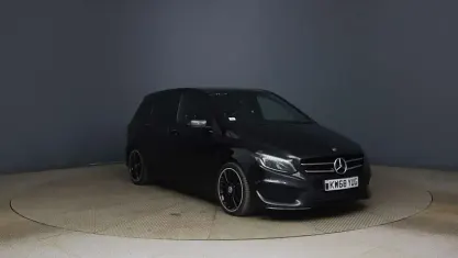 Used Mercedes B200 AMG line 136 HP (100 kW) 2019 Black Hatchback