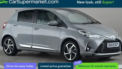 Used Toyota Yaris Hybrid 101 HP (74 kW) 2019 Grey Hatchback