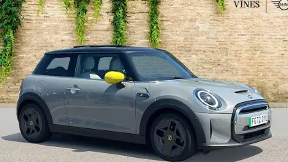 Used Mini Cooper Level 3 135 kW (184 HP) 2023 Hatchback