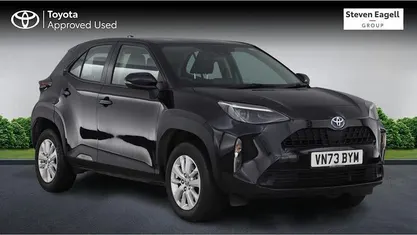 Used 2025 Toyota Yaris Hybrid Estate | £19,946 (Good price)