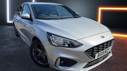 Used Ford Focus ST-Line 125 HP (91 kW) 2020 Hatchback