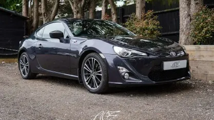 Used Toyota GT86 GT 200 HP (147 kW) 2016 Grey Coupe
