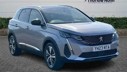 Used Peugeot 3008 Allure+ 179 HP (131 kW) 2023 Grey SUV