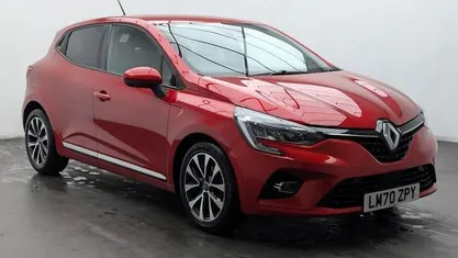 Red Used 2020 Renault Clio V Iconic Hatchback | £9,250 (Fair price)