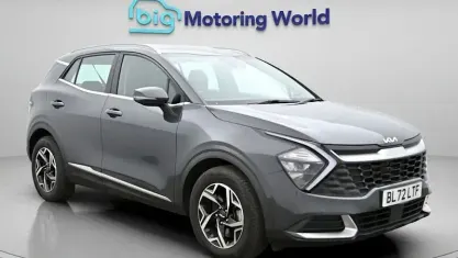 Usado Kia Sportage 150 HP (110 kW) 2023 Cinzento SUV