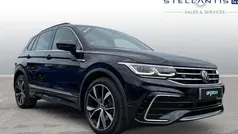 Black Used 2022 VW Tiguan R-line SUV | £27,554 (Fair price)