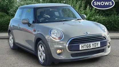 Begagnad Mini Cooper Hatch 136 HK (100 kW) 2017 Grå Halvkombi