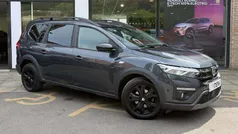 Grey Used 2022 Dacia Jogger Extreme MPV | £16,495