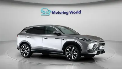 Used MG HS Trophy 170 HP (125 kW) 2025 Silver SUV