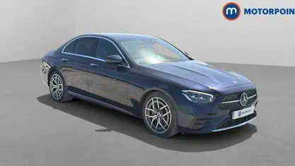 Used Mercedes E200 AMG Line Premium 200 HP (147 kW) 2023 Blue Sedan