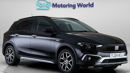 Usado Fiat Tipo Cross 131 CV (96 kW) 2023 Negro Utilitario