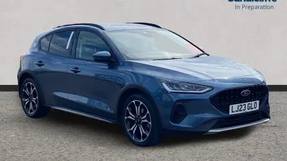 Used Ford Focus Active X 125 HP (91 kW) 2023 Blue Hatchback