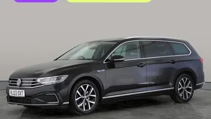 Used VW Passat GTE 218 HP (160 kW) 2022 Black Estate