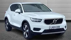 White Used 2019 Volvo XC40 Momentum SUV | £18,850 (Fair price)