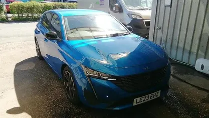 Used Peugeot 308 Allure Premium 131 HP (96 kW) 2023 Hatchback