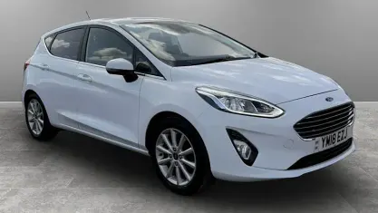 Used Ford Fiesta Titanium 101 HP (74 kW) 2018 White Hatchback