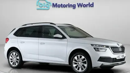 Used Skoda Kamiq SE Drive 95 HP (69 kW) 2023 White SUV