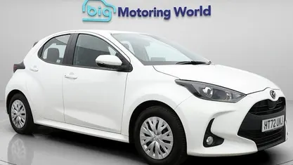 Used Mazda 2 116 HP (85 kW) 2023 White Hatchback