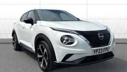 Used Nissan Juke Tekna 143 HP (105 kW) 2023 White SUV