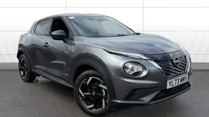 Używany Nissan Juke N-Connecta 143 KM (105 kW) 2023 Szary SUV